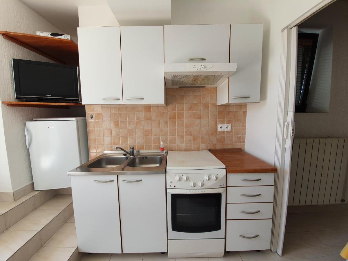 Apartment Ella Banjol Ngoại thất bức ảnh