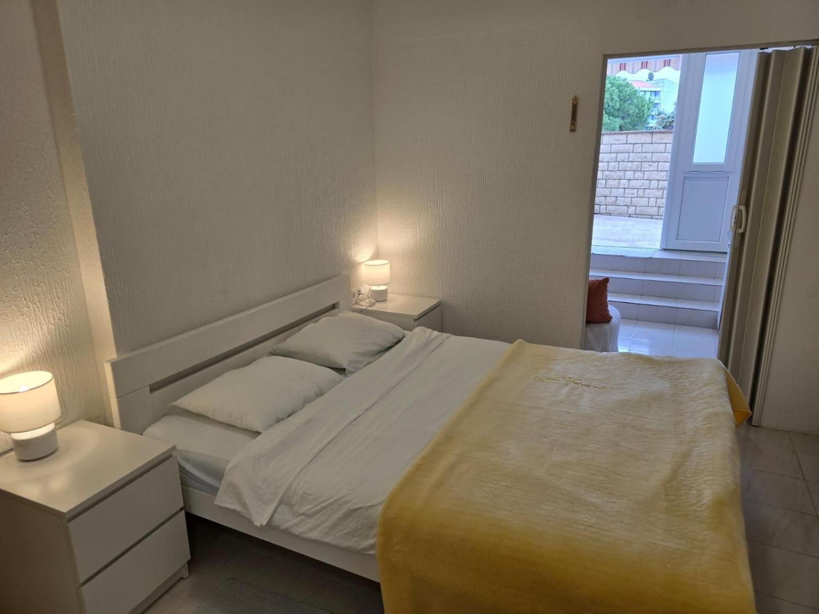 Apartment Ella Banjol Ngoại thất bức ảnh
