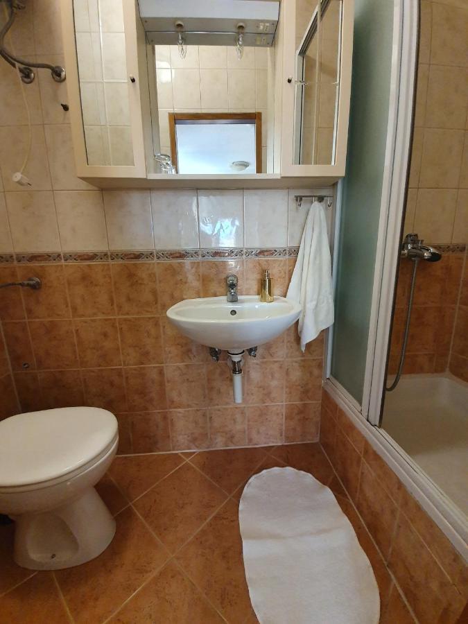 Apartment Ella Banjol Ngoại thất bức ảnh